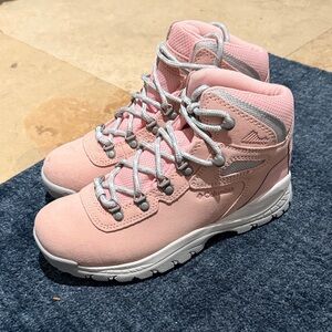 Columbia Light Pink Outdoor Boots